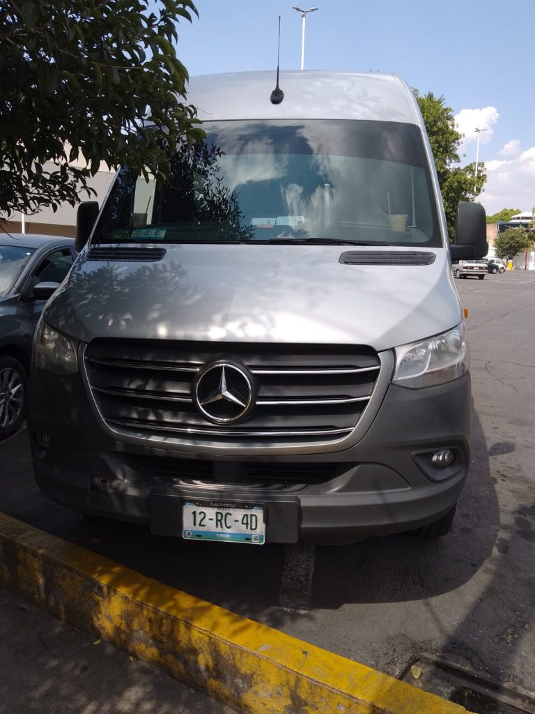 Mercedes-Benz Sprinter, vista frontal